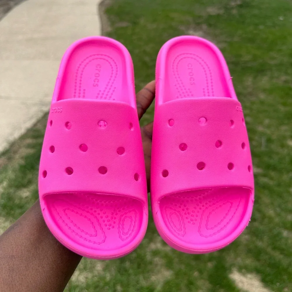 Crocs‎ Classic Slide V2 Little Kids Sandals Size J2 Pink